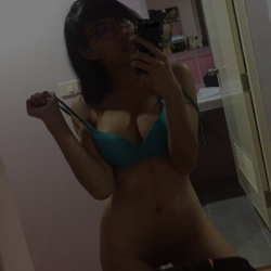 Milf poema-profiel in Nederland – log in om te zien